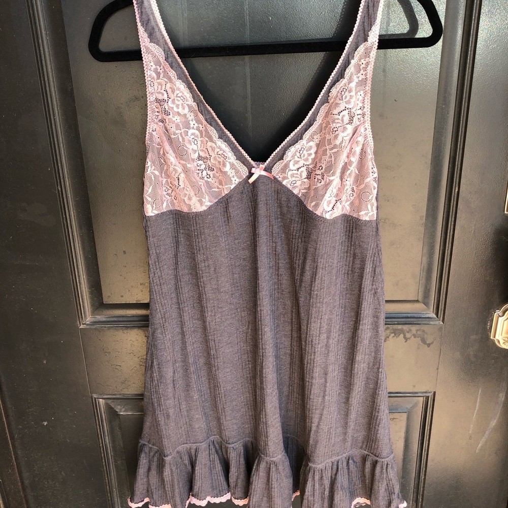 Grey/Pink Lace Nightgown